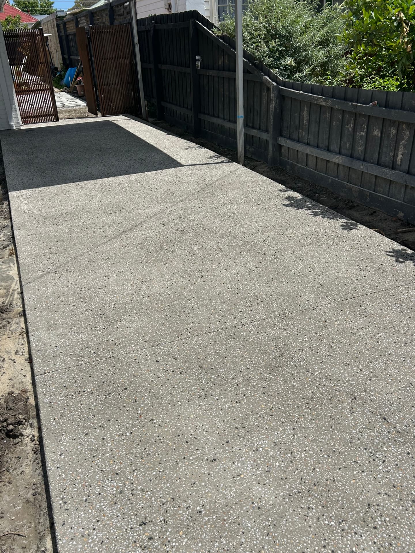 Side access path and crossover